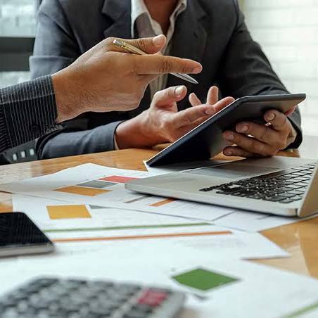 Empleos y Prácticas