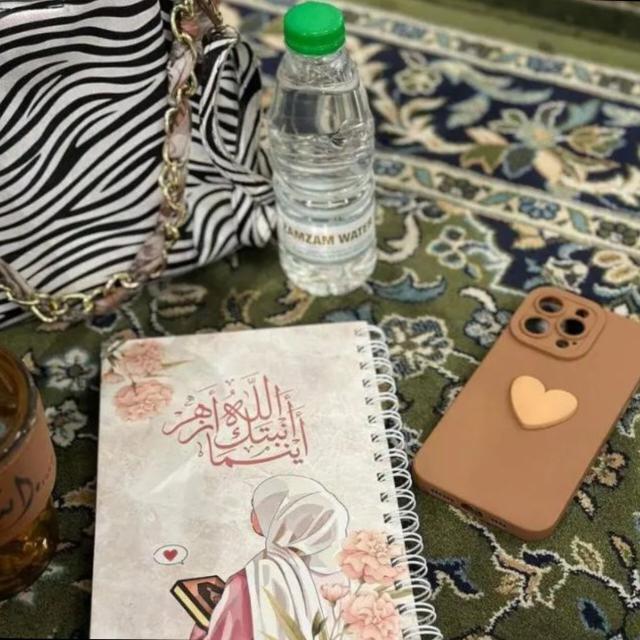 القُرْآنُ حَيَاتِي 🌷🤍🌿